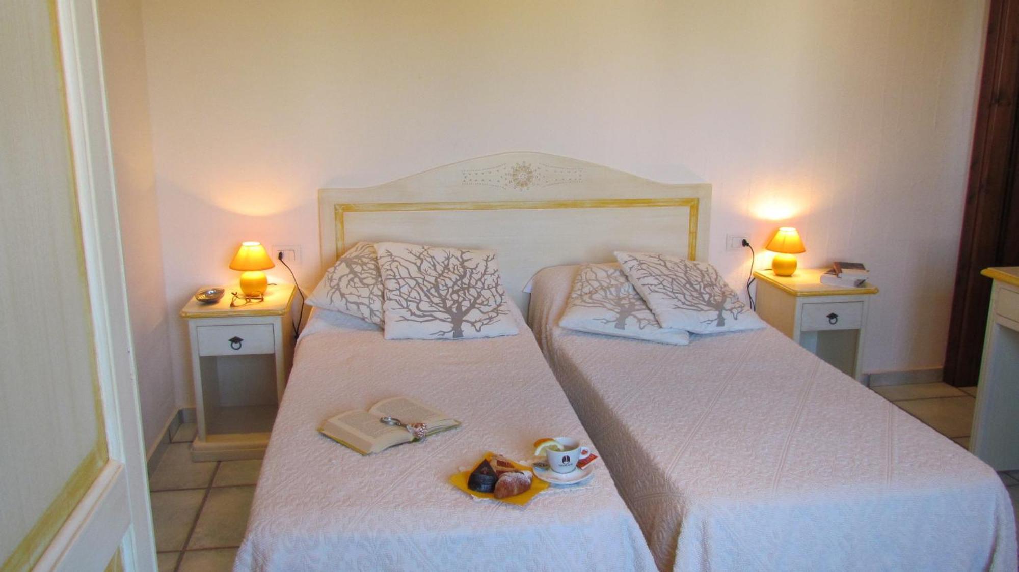 Li Suari Club Village San Teodoro  Oda fotoğraf